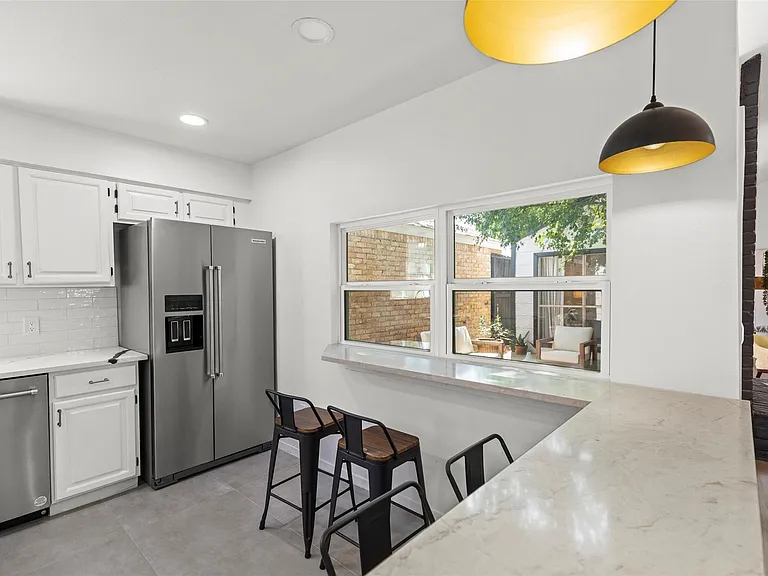 2019 Wilcrest Dr — Photo 6