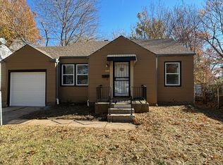 1132 N Dellrose Ave, Wichita, KS 67208