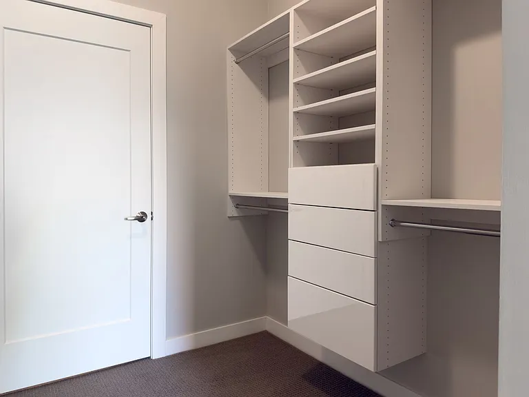 Red44 Luxury Apartments | Specials Available — Photo 99