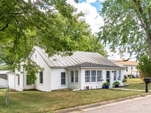 718 Walnut St, Lewisburg, OH 45338