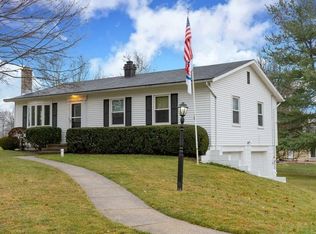 19584 Rolling Acres Dr, South Bend, IN 46614