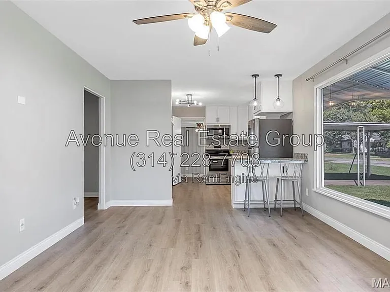6434 Vita Dr — Photo 2