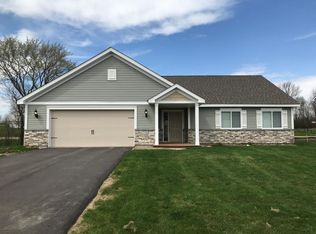 326 4th Ave NE, Lonsdale, MN 55046