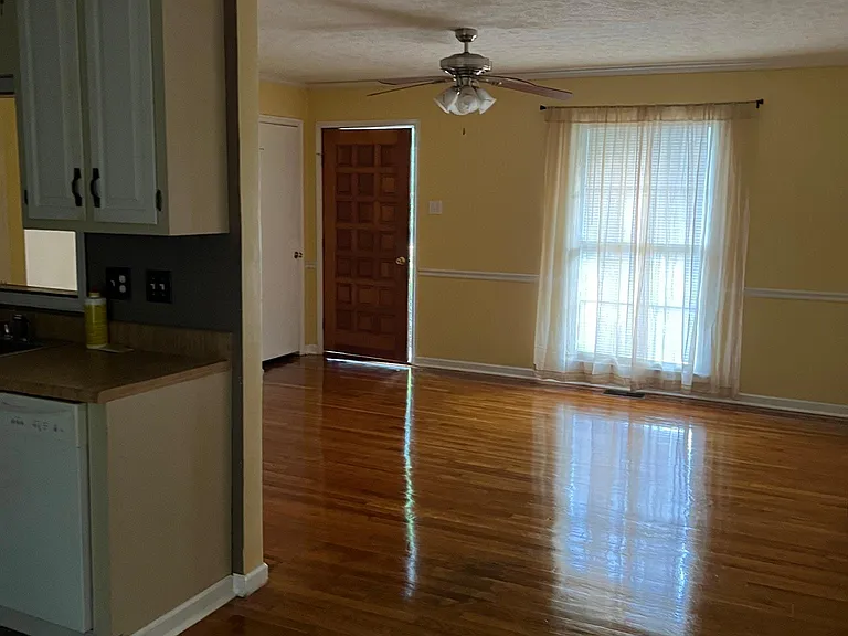 401 Pinelea Rd — Photo 204