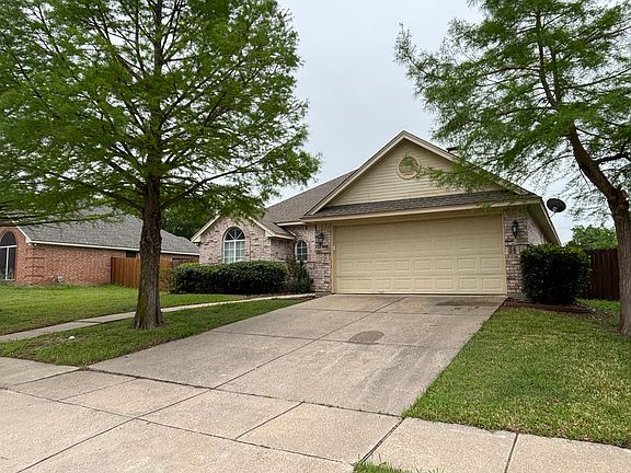 2nd image of 1806 Sand Stone Dr