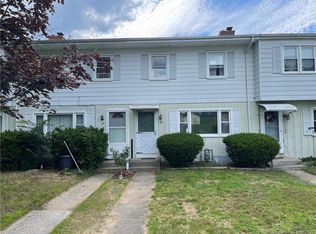 16 Easy St, Plainfield, CT 06374