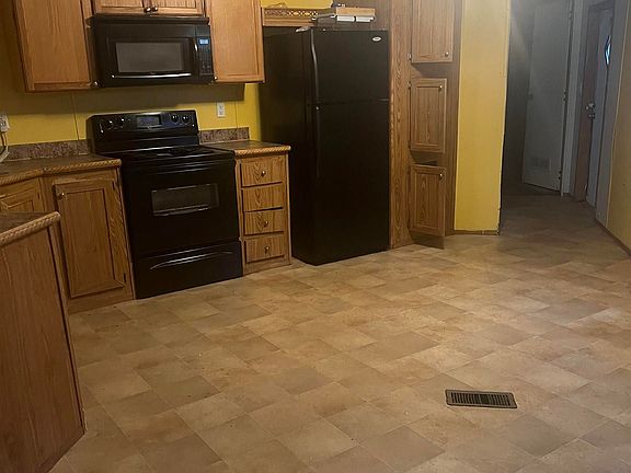 3rd image of 8930 Mandela Dr