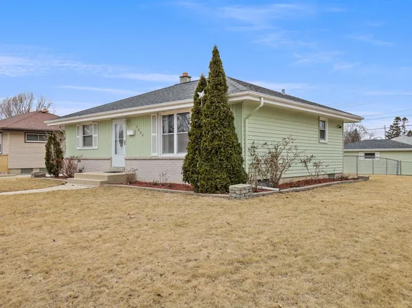 8000 West Tesch AVENUE, Milwaukee, WI 53220