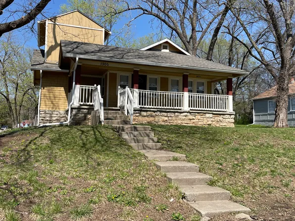 1300 E 81st St, Kansas City, MO 64130