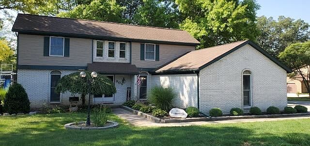 1st image of 909 N Circle Dr