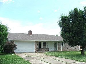2nd image of 1404 Crestwood Dr