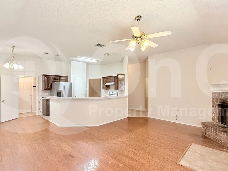 8001 Mourning Dove Dr — Photo 7