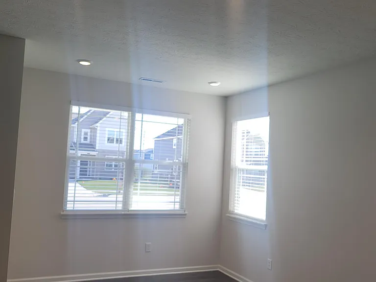 6724 Cardiff Dr — Photo 16