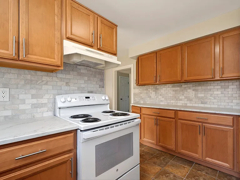 2800 Shafor Blvd #2 — Photo 2