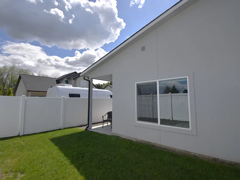 10494 W Shields Ave — Photo 64