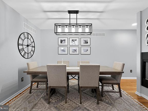5th image of 478 Glenn Rose Cir