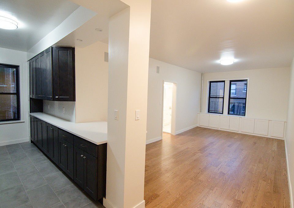1st image of 4328 39th Pl APT 31