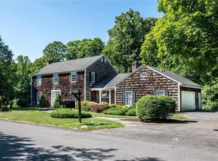 5035 Bridle Path Rd, Fayetteville, NY 13066