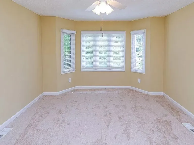 207 Mountain Ridge Dr SE — Photo 22