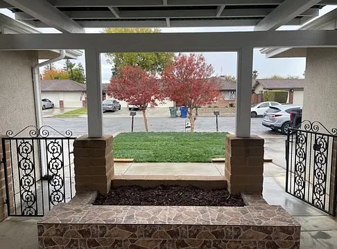 6460 N Remington Ave — Photo 2
