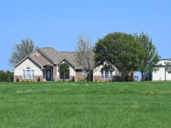 173 County Road 4679, Boyd, TX 76023