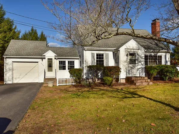 496 Hills Street, East Hartford, CT 06118