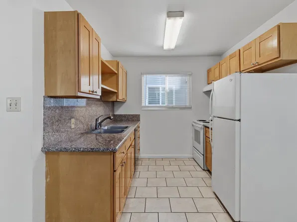 3110 College Ave APT A, Merced, CA 95340