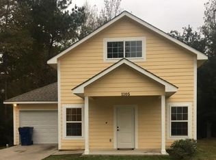 1105 Berry Rd, Lufkin, TX 75904