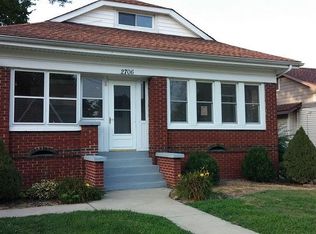 2706 Grandview Ave, Alton, IL 62002