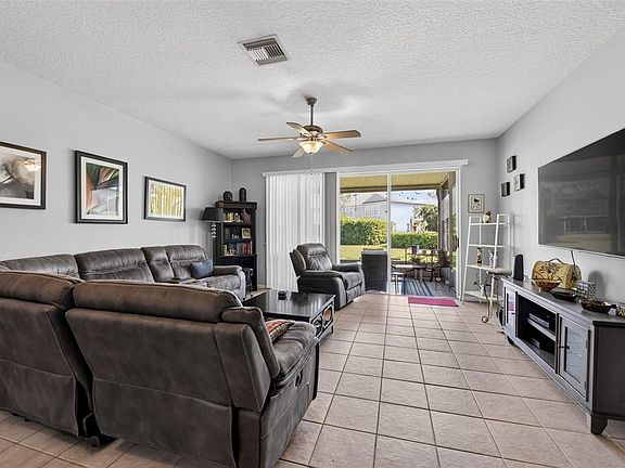 5th image of 2823 CONCH HOLLOW DRIVE