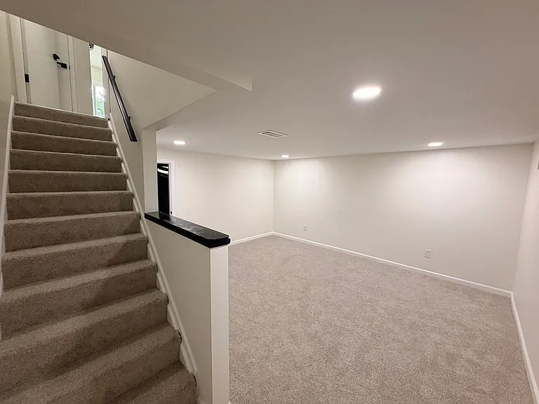 1884 Willoway Cir S — Photo 12