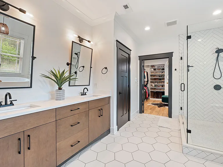 4700 Bisbee Dr — Photo 42