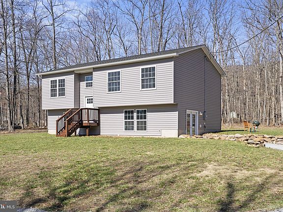 2nd image of 307 Fawn Dr