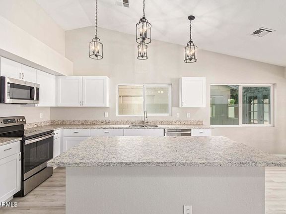 2nd image of 8638 W Willow Ave
