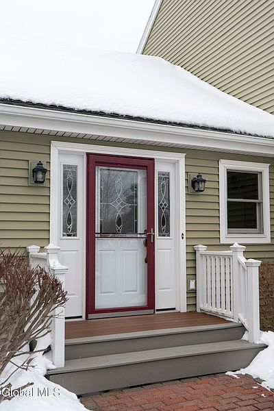 5th image of 182 Charlton Road