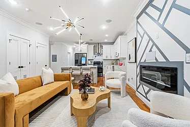 865 Summit Avenue, #1