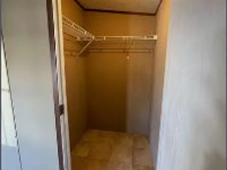 3709 Hampton Ln — Photo 10