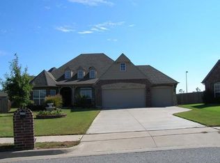 2805 N Gum Ct, Broken Arrow, OK 74012