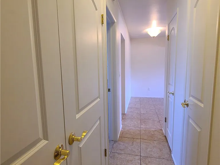 617 Pine Ave — Photo 9
