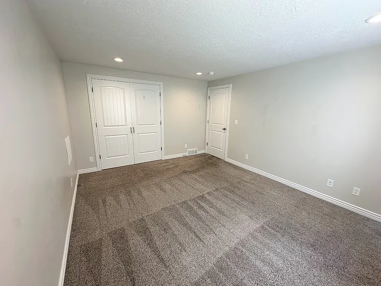 10218 N Bayhill Dr — Photo 10