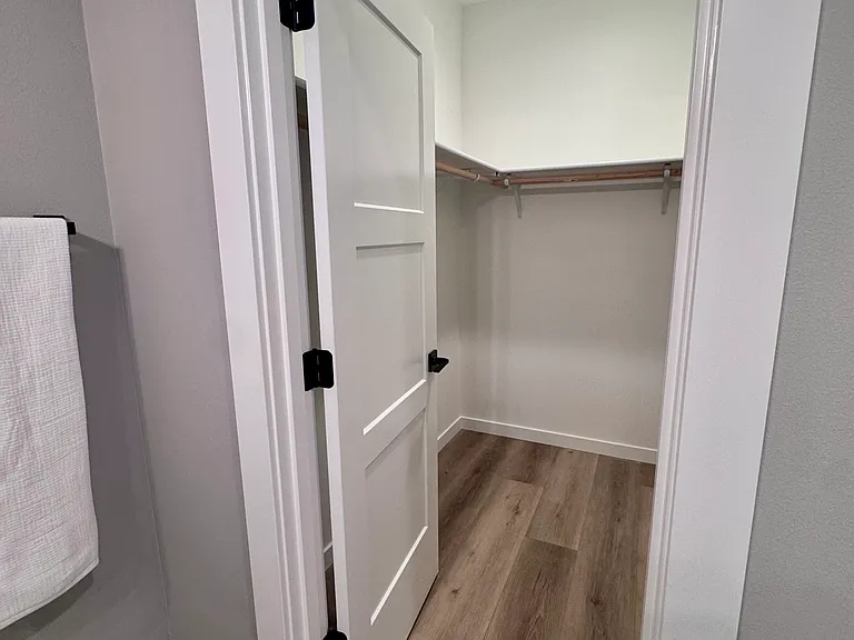 2894 Dover Ave NW — Photo 12