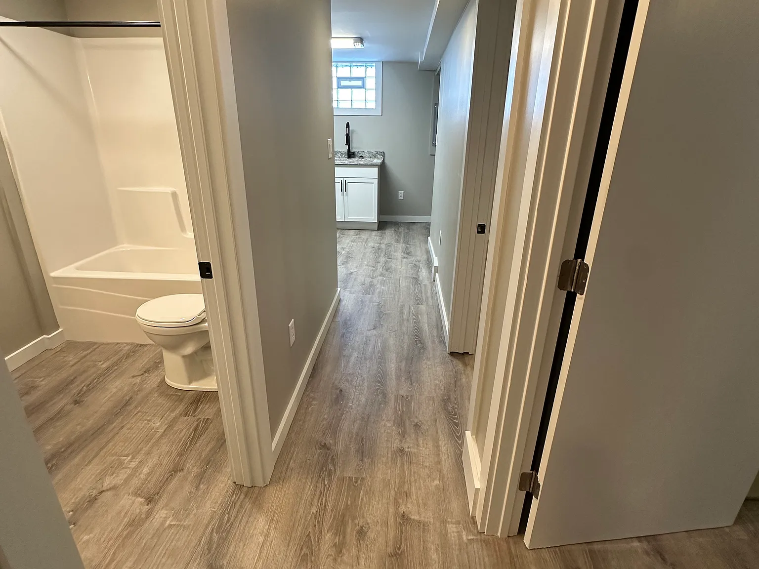 2 bed, 800 sqft, $1,250 — Photo 3