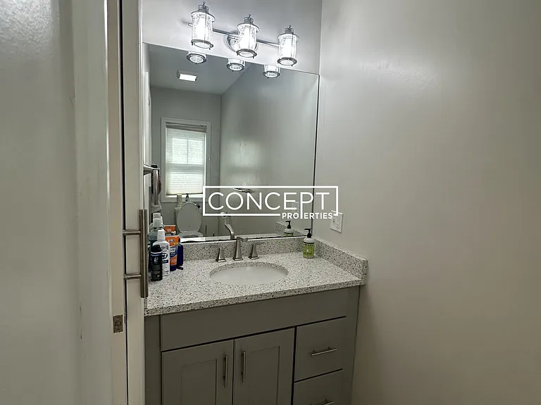 331 Savin Hill Ave — Photo 16