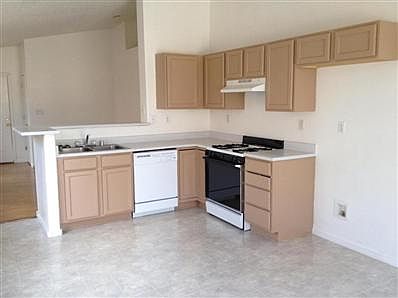 3rd image of 6135 Ursa Ave NW