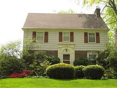 2nd image of 18518 Lomond Blvd