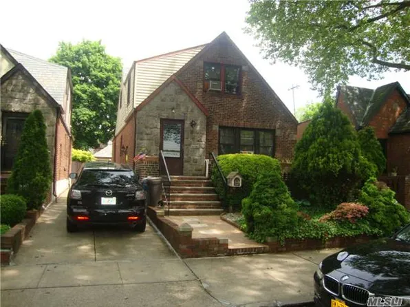 9722 72nd Dr, Forest Hills, NY 11375
