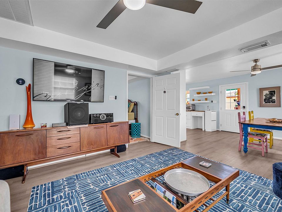 1st image of 317 Crab St