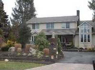 263 Secatogue Ln, West Islip, NY