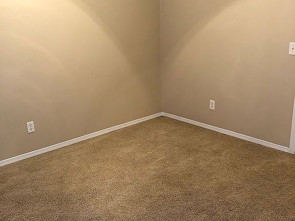 2nd image of 610 Vinewood Ln