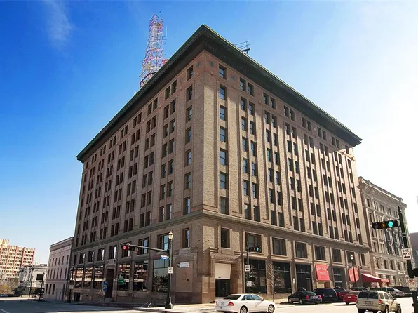 915 Franklin St Unit 2E, Houston, TX 77002